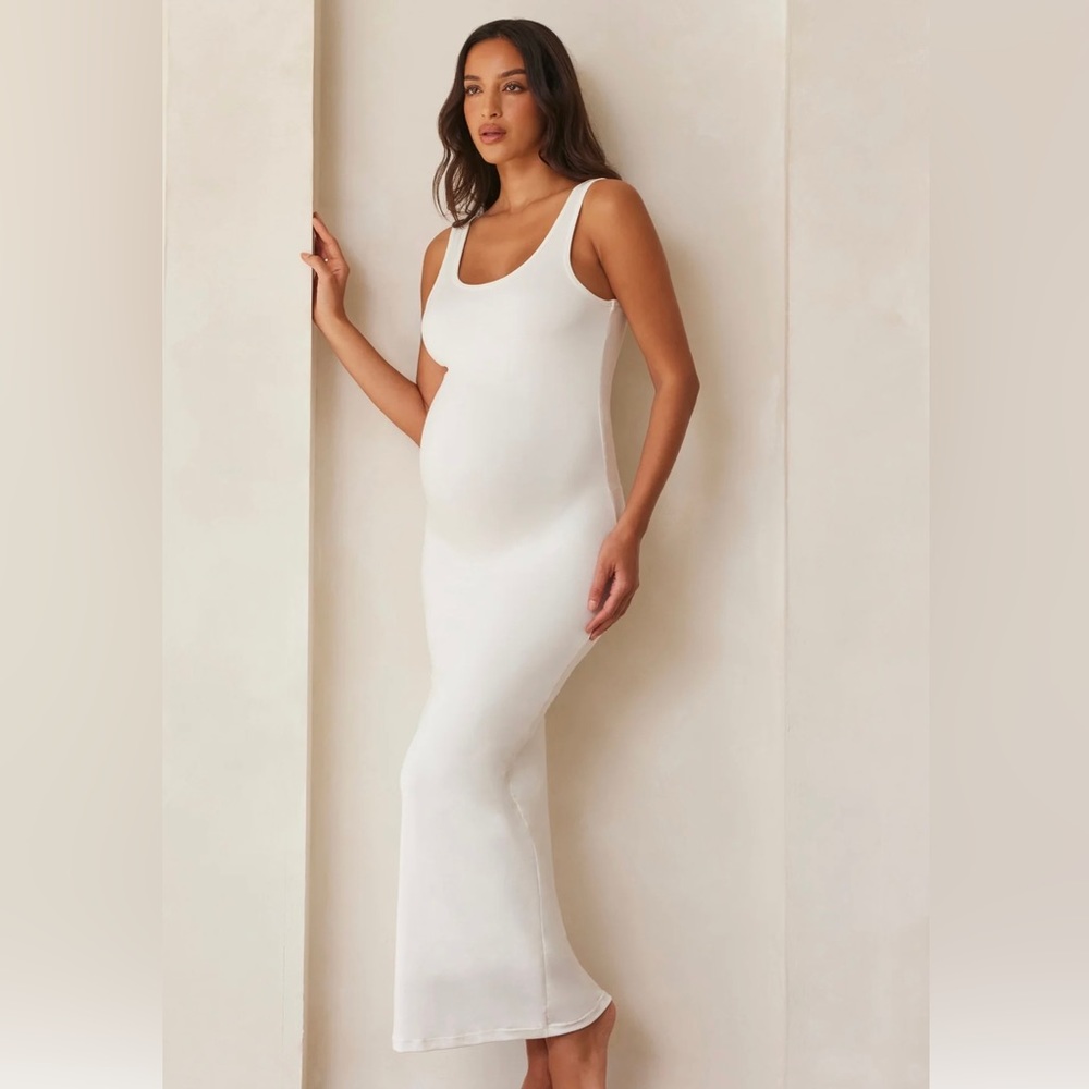 BUMPSUIT Maternity dress in Ivory